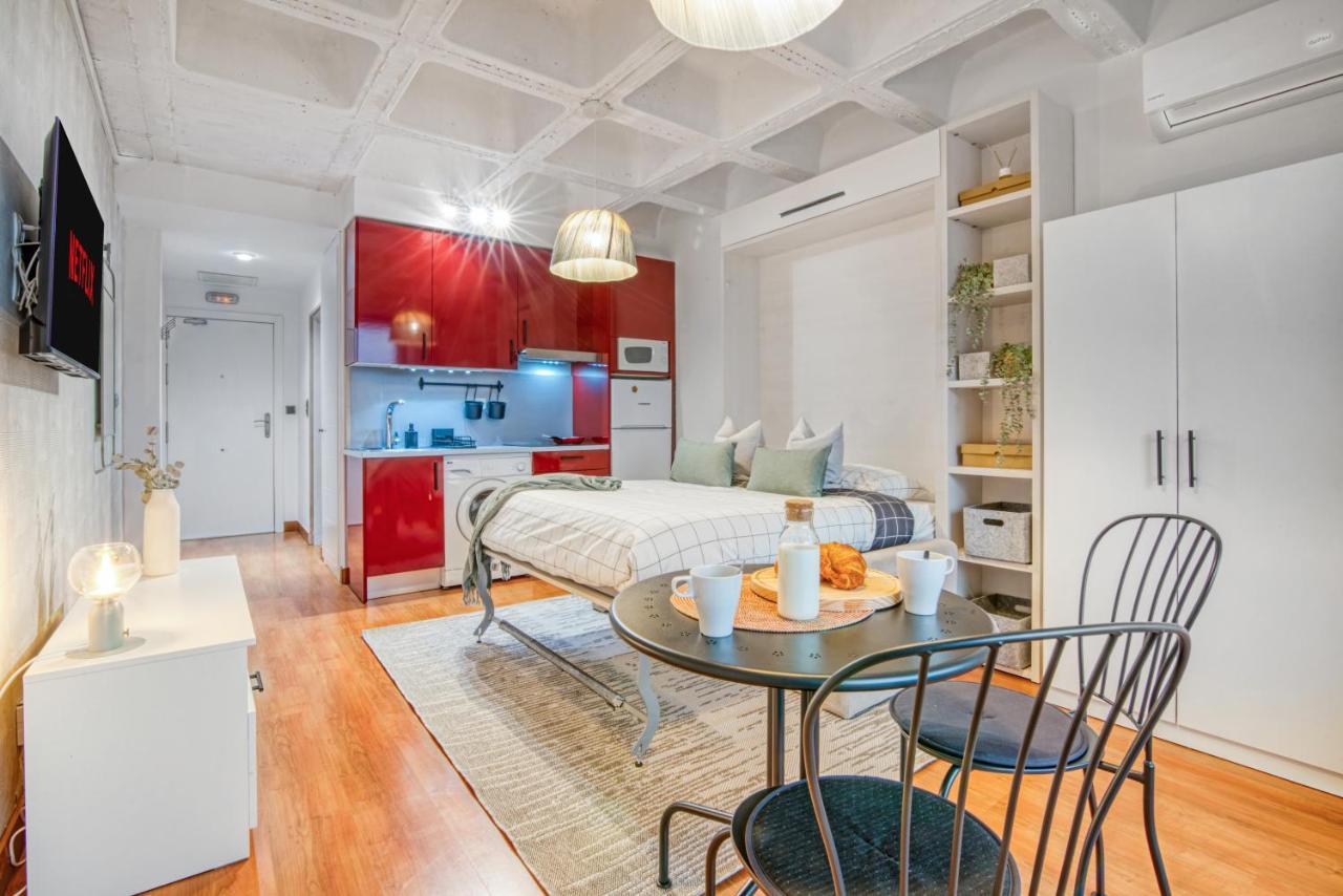 Cozy Penthouse, 20 Min To Downtown, Alcala Norte Madrid Dış mekan fotoğraf