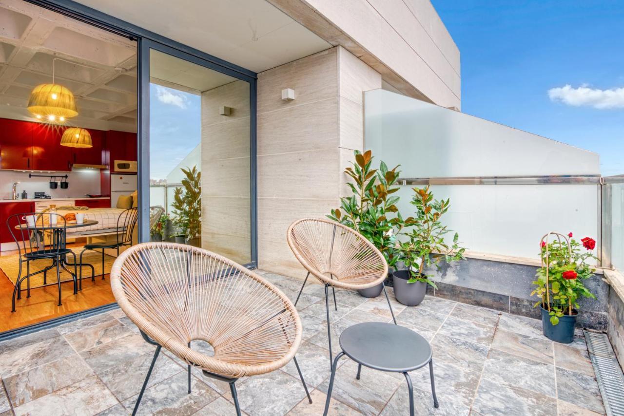 Cozy Penthouse, 20 Min To Downtown, Alcala Norte Madrid Dış mekan fotoğraf